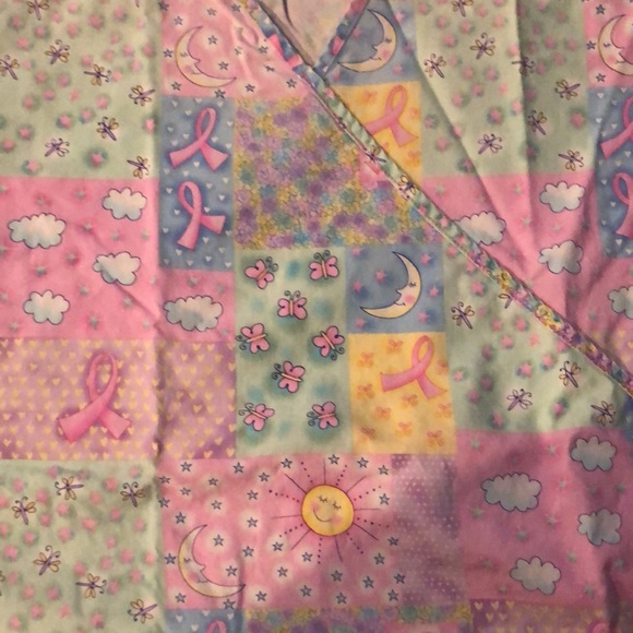 Scrub top - Picture 2 of 2